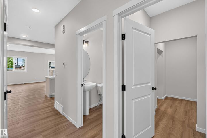 Property Photo:  5 Emerson Landing  AB T7X 4G9 