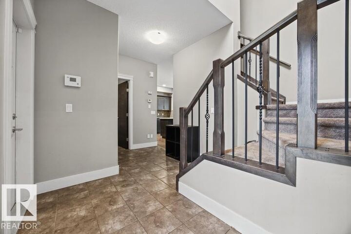 Property Photo:  7627 181 Avenue NW  AB T5Z 0L9 