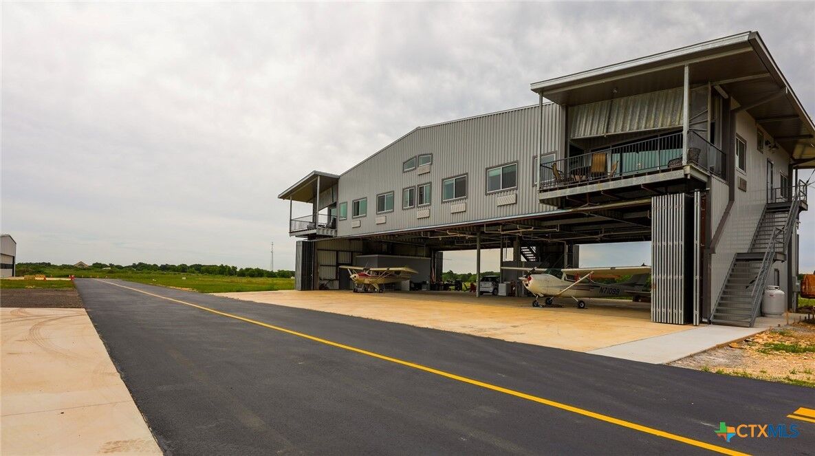 Property Photo:  15850 Salado Airport Road 36 -3  TX 76571 