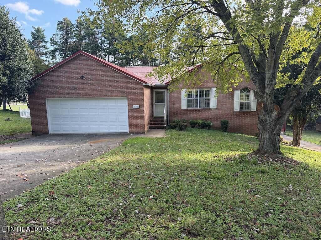Property Photo:  820 Sailview Rd  TN 37934 