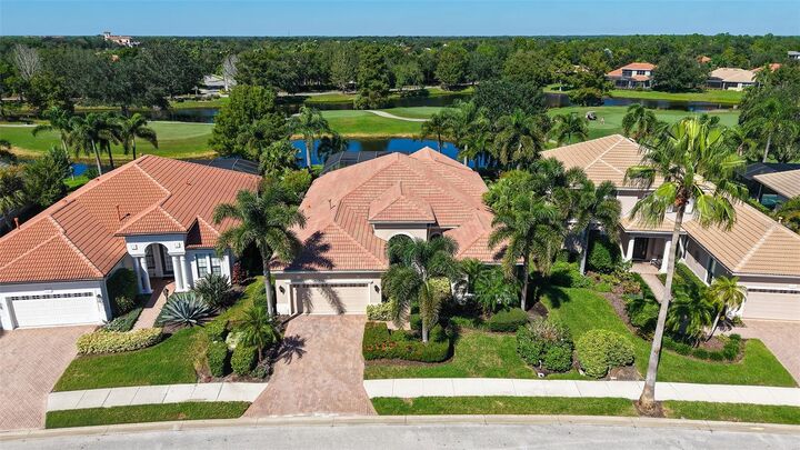 Property Photo:  13978 Siena Loop  FL 34202 