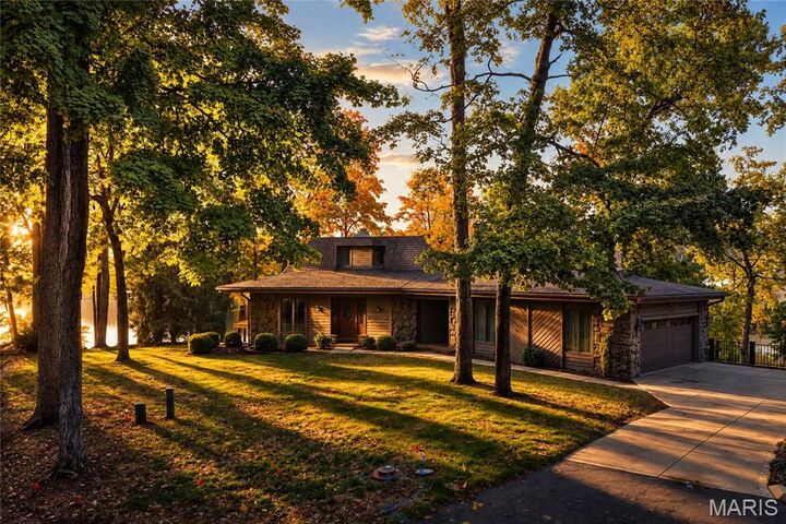 Property Photo:  2 Lakeview Court  MO 63367 