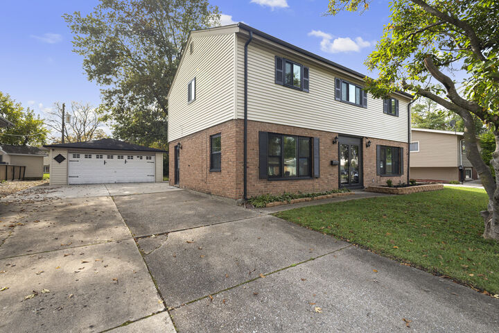 Property Photo:  442 Homan Avenue  IL 60466 