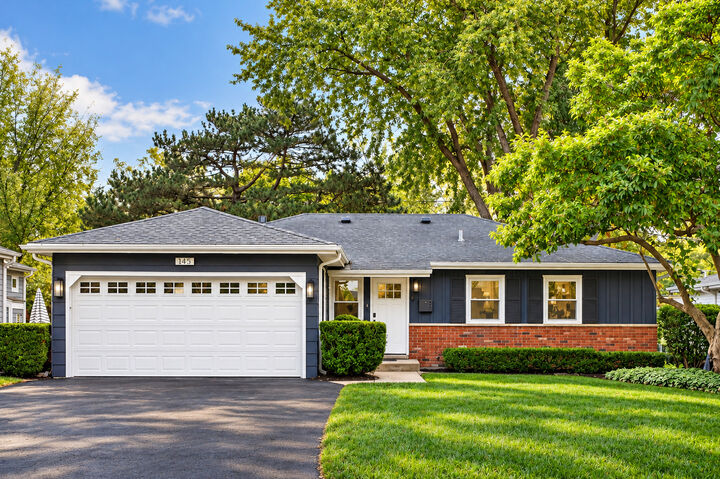 Property Photo:  