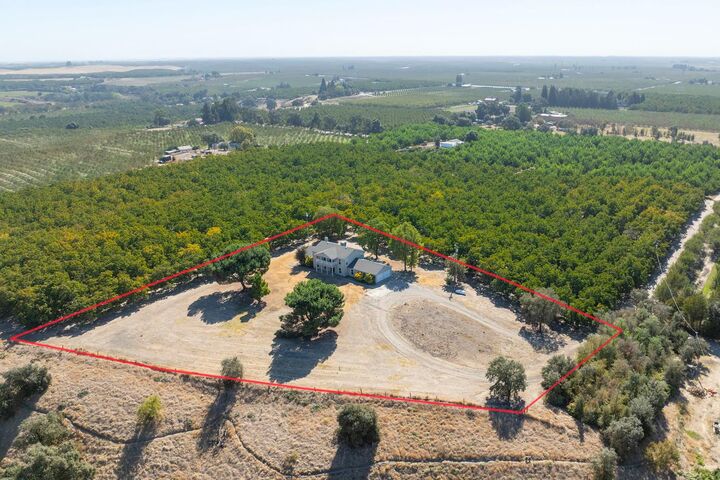 Property Photo: 361 Arlberg Road CA 95323