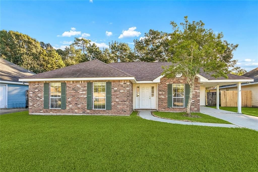Property Photo: 36 Belle Vu Loop LA 70433