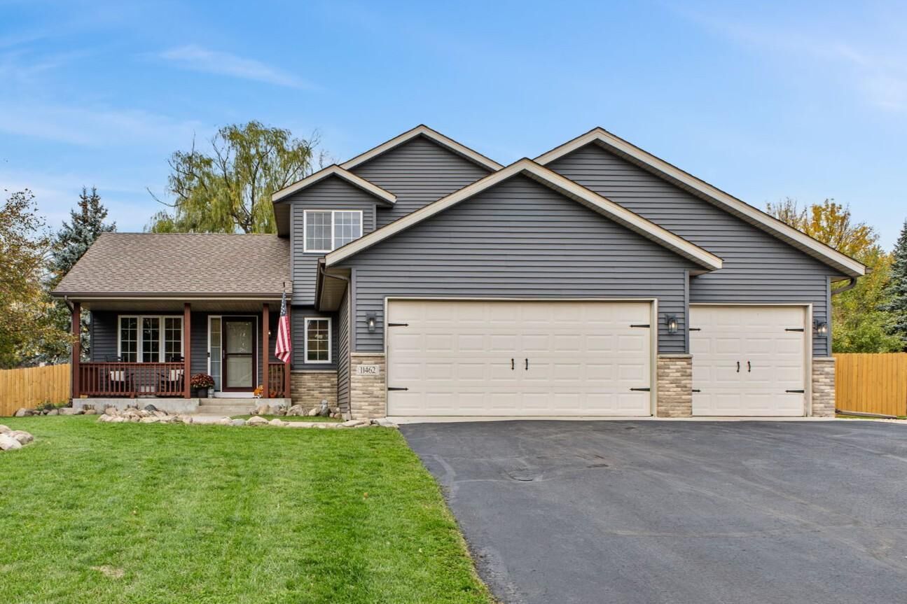 Property Photo:  11462 53rd Street NE  MN 55301 