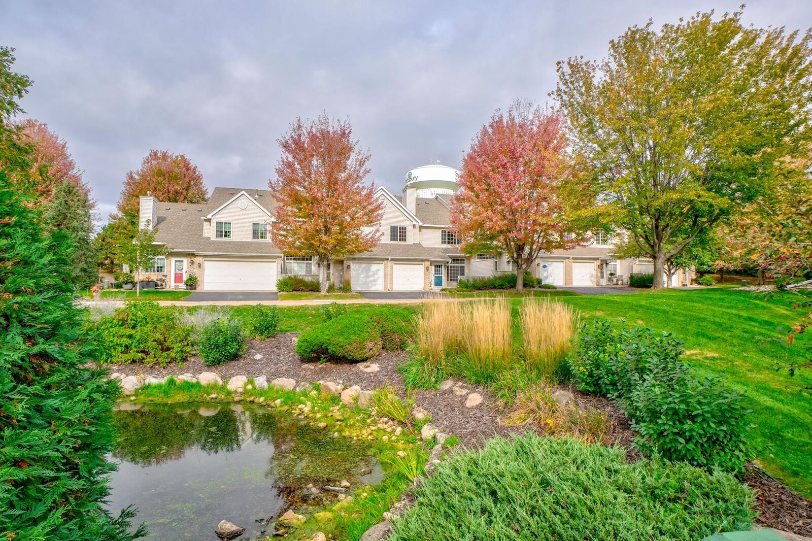 Property Photo:  9361 Turnberry Alcove  MN 55125 