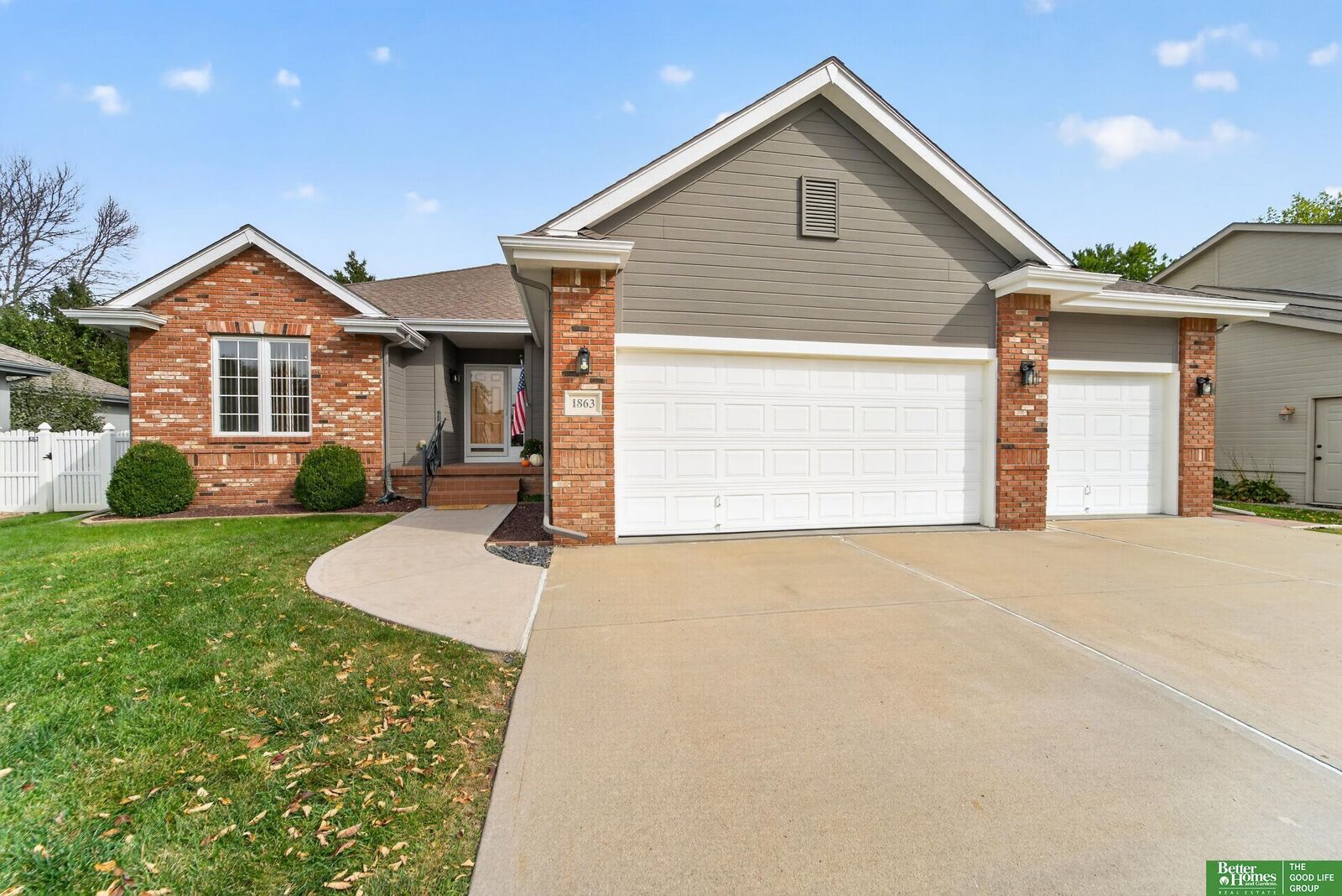 Property Photo:  1863 N 153rd Avenue  NE 68134 