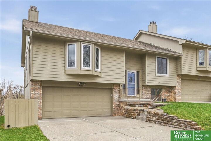 Property Photo:  2137 N 121 Street  NE 68164 