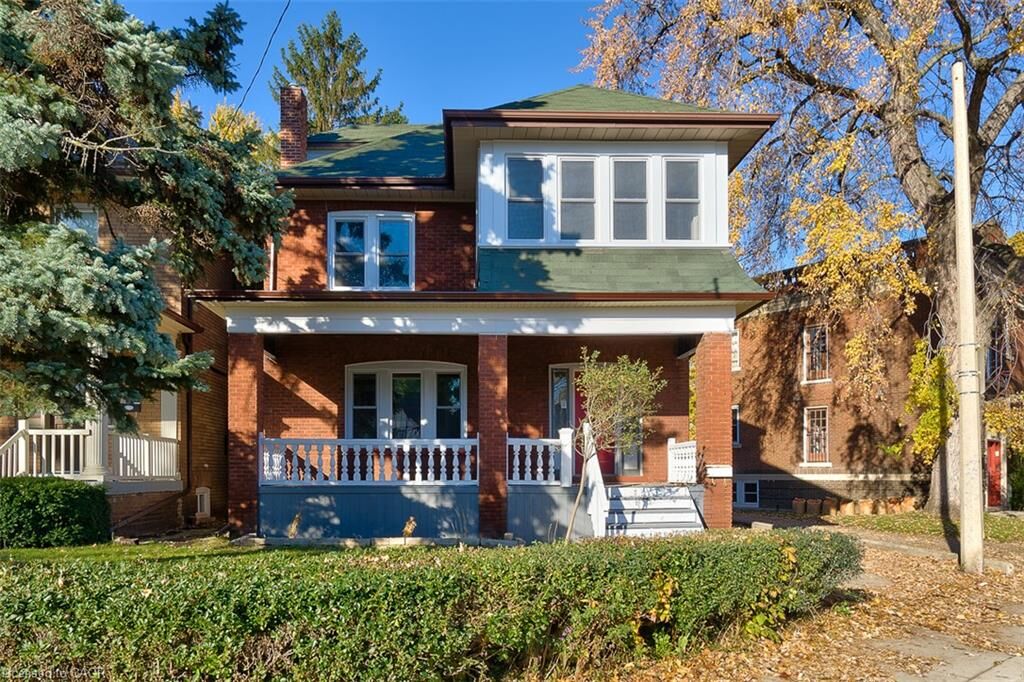 Property Photo:  80 Grosvenor Avenue S Upper  ON L8M 3L2 