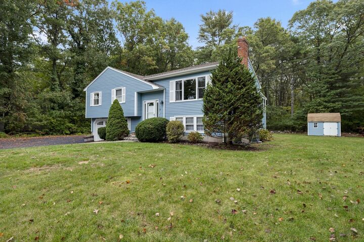 Property Photo:  7 Garrison Dr  MA 02762 