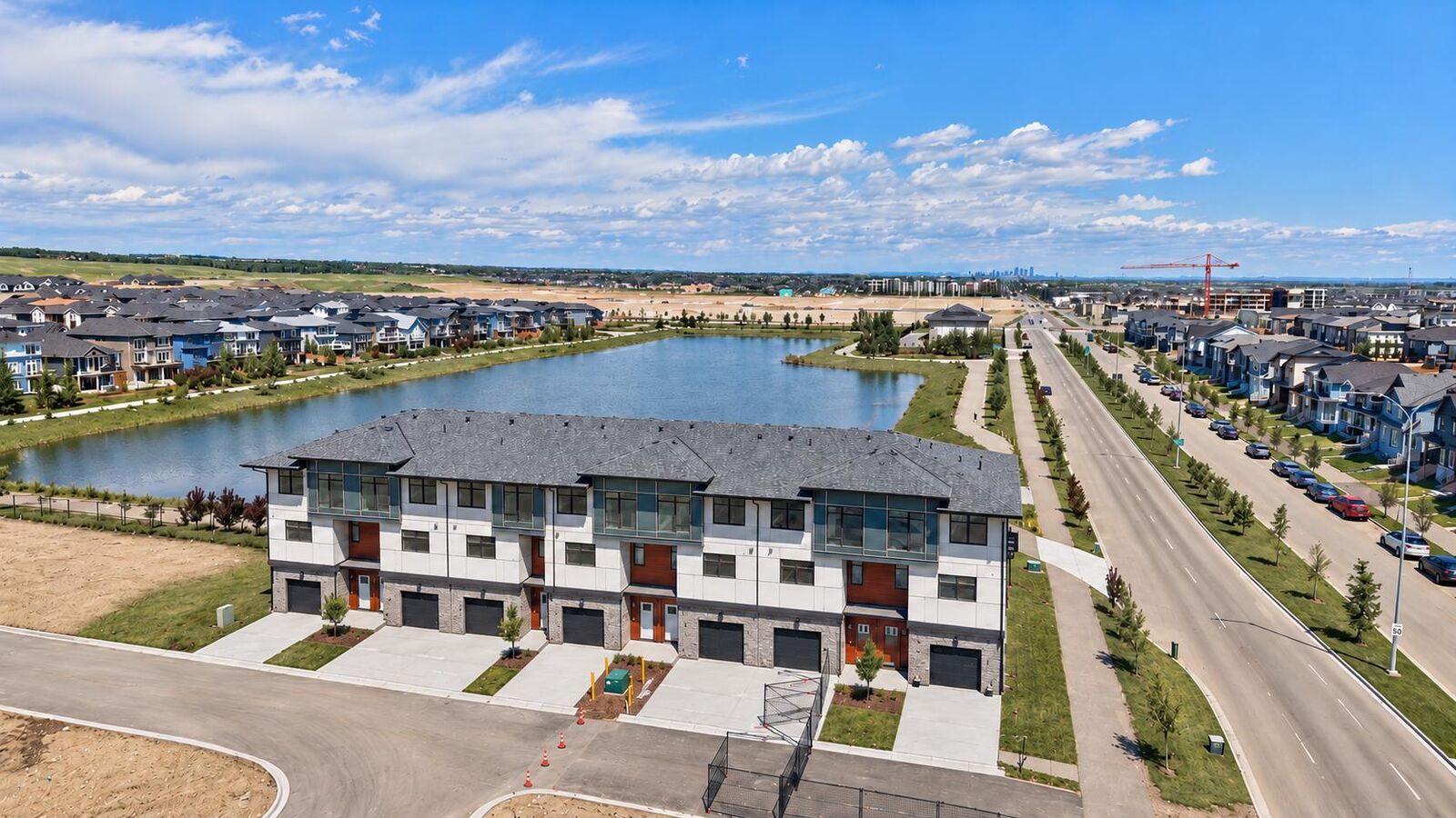 Property Photo:  30 Creekside Villas SW 704  AB T1T 1Z1 