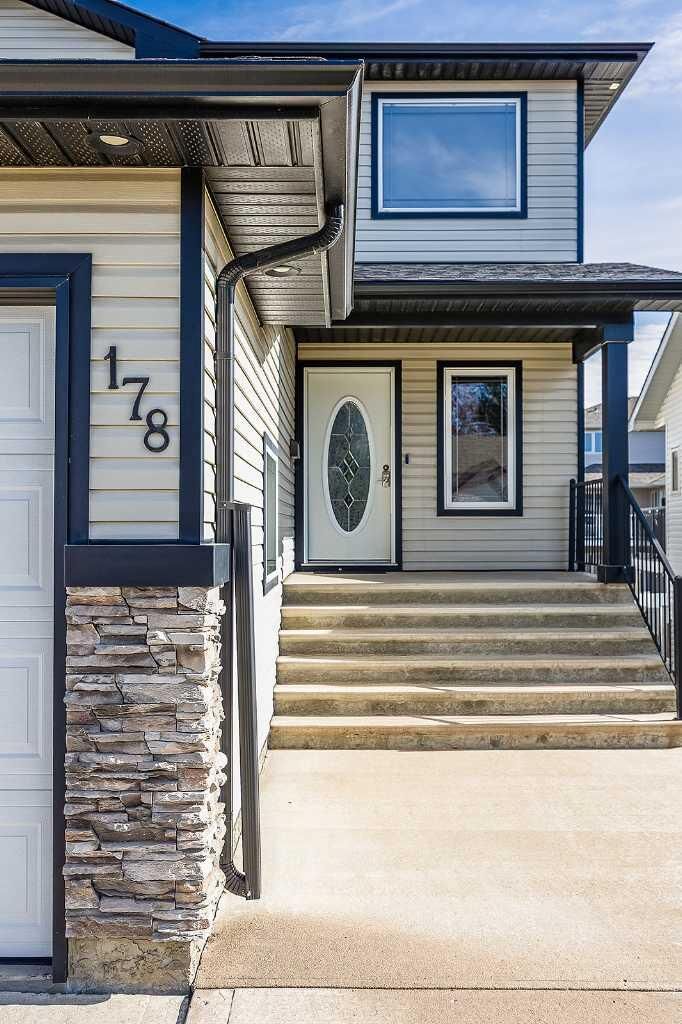 Property Photo:  178 Sunrise Road SW  AB T1B 4S1 