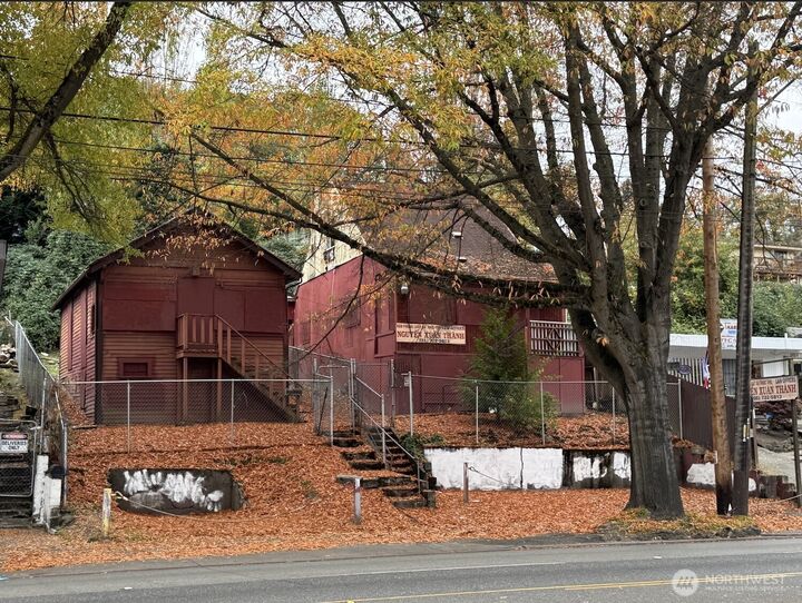 Property Photo: 3859 Rainier Avenue S WA 98118