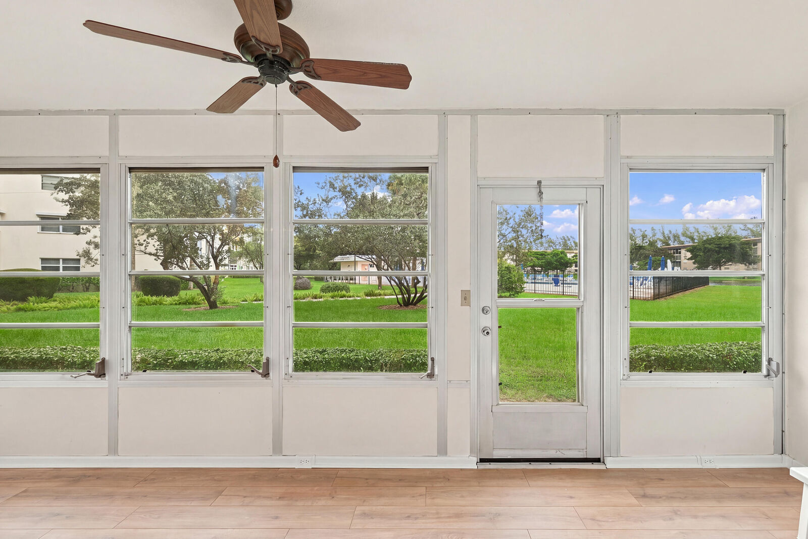 Property Photo:  1804 Eleuthera Point B1  FL 33066 