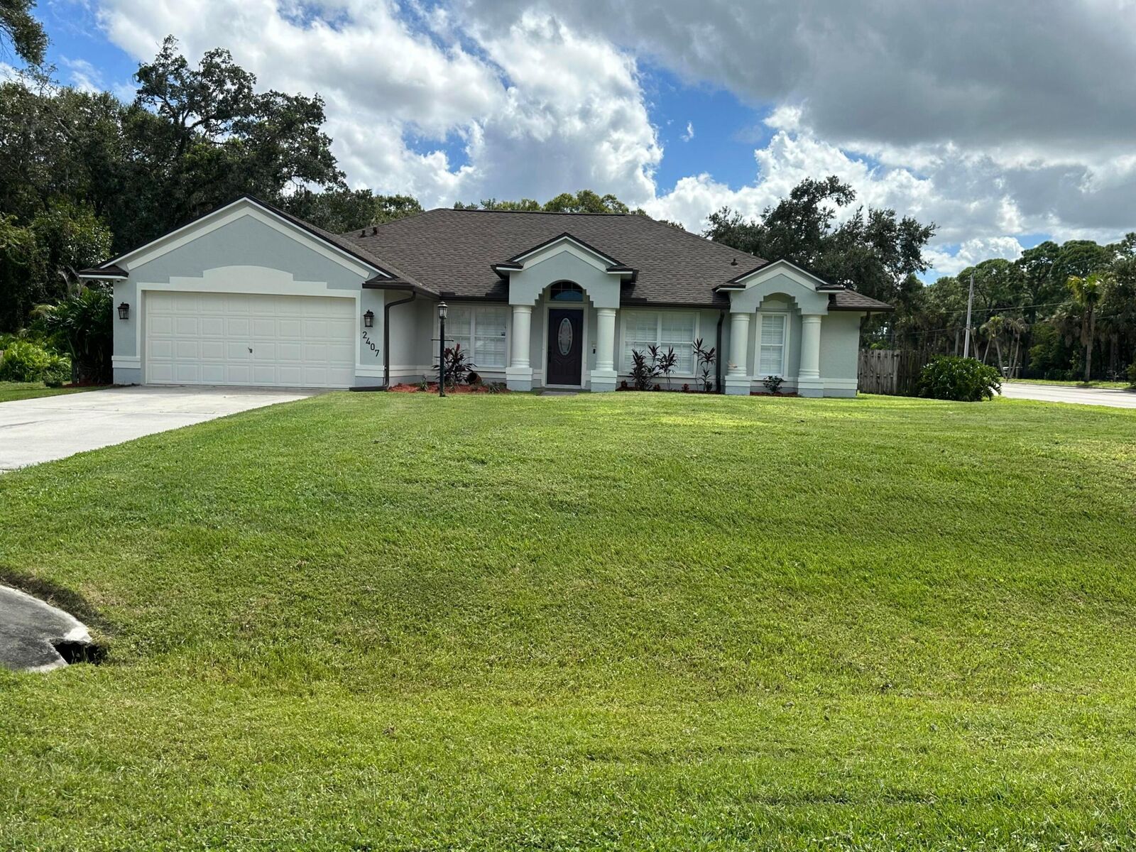 Property Photo:  2407 River Hammock Lane  FL 34981 