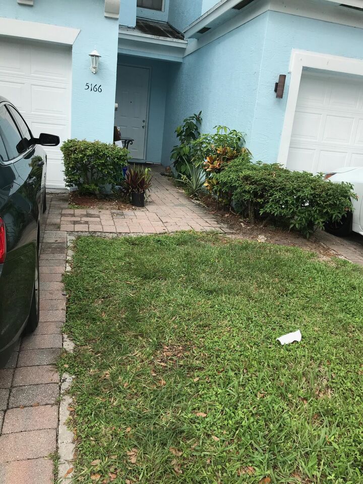 Property Photo:  5166 SE White Oleander 5166  FL 33415 
