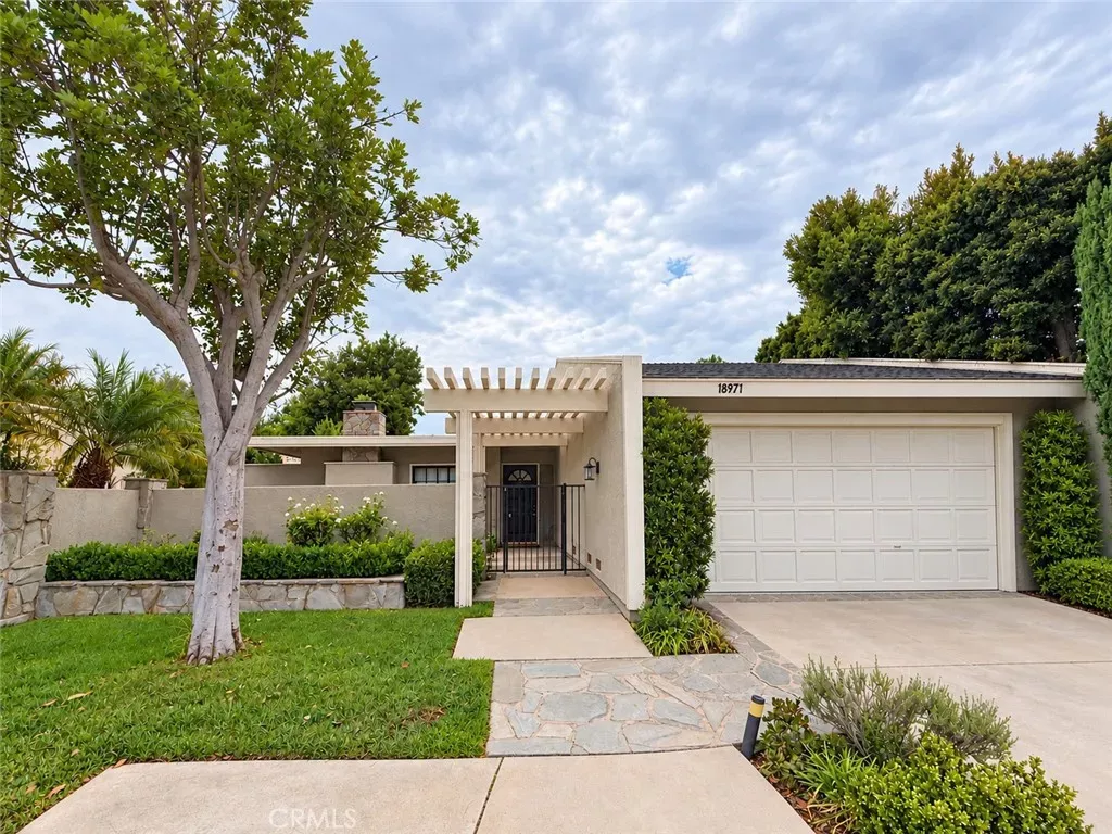 Property Photo:  18971 Antioch  CA 92603 