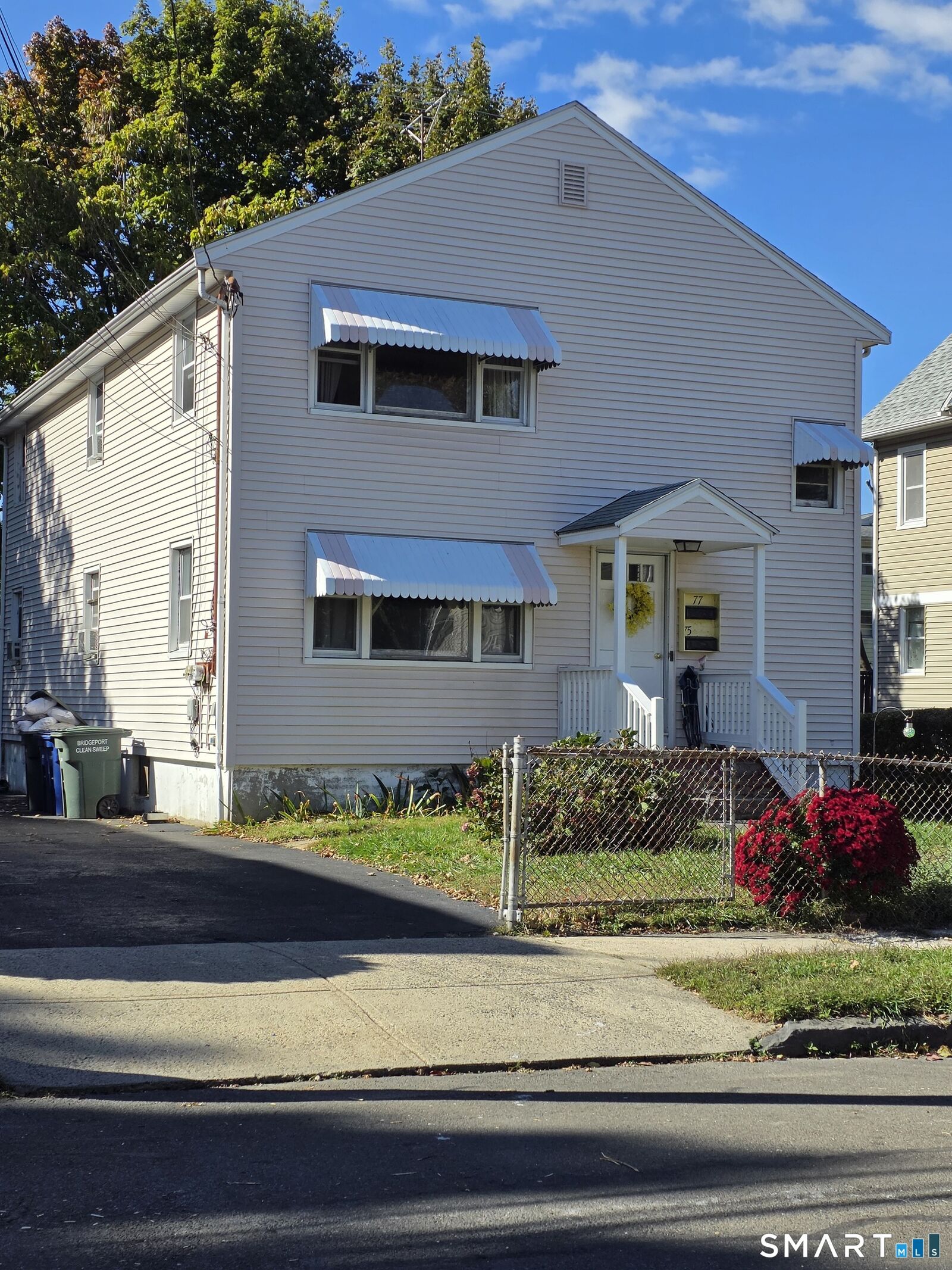 Property Photo:  75-77 Wilson Street  CT 06605 