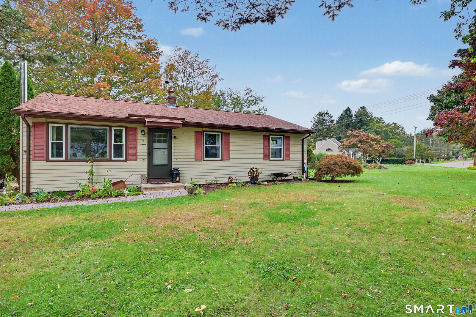 Property Photo: 20 Byron Road CT 06451