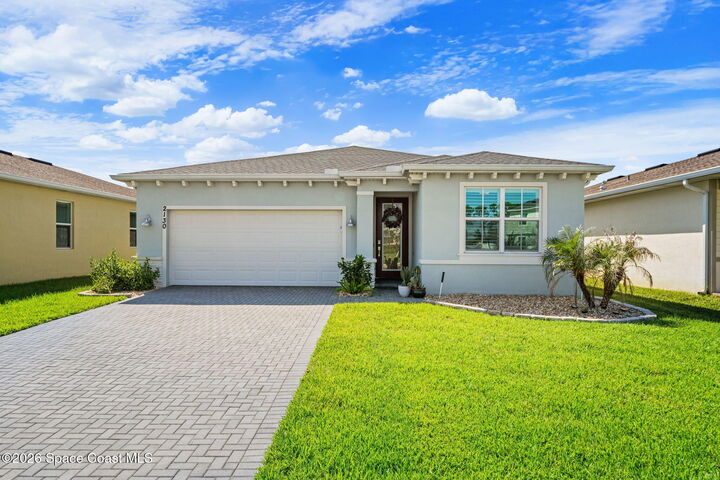Property Photo: 2130 Imperia Court NW FL 32907