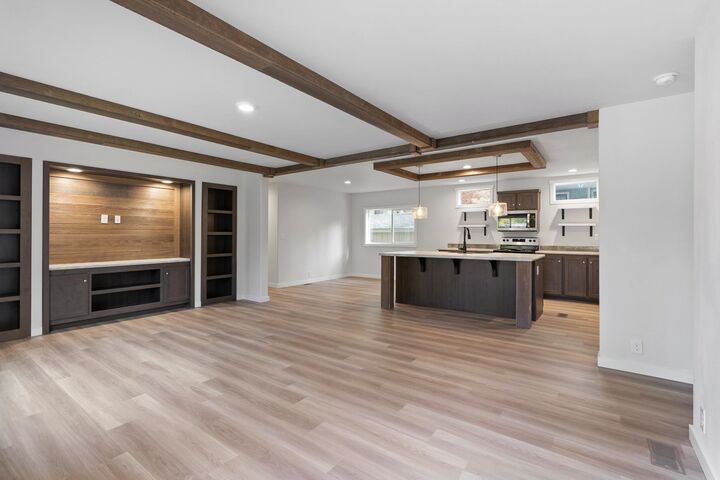 Property Photo:  8900 S Mullen Hill Rd 107  WA 99224 