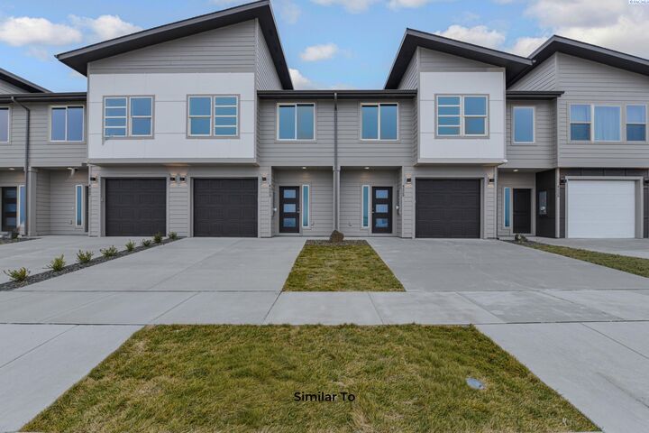 Property Photo:  4426 Road 114  WA 99301 