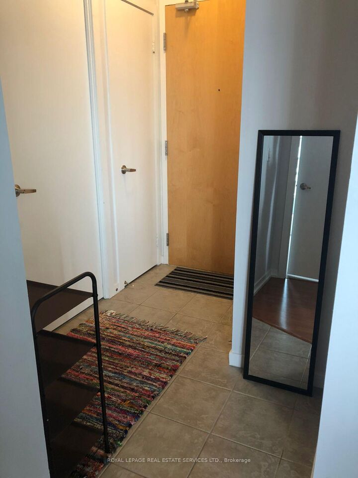 Property Photo:  55 Bremner Boulevard 2310  ON M5J 0A6 