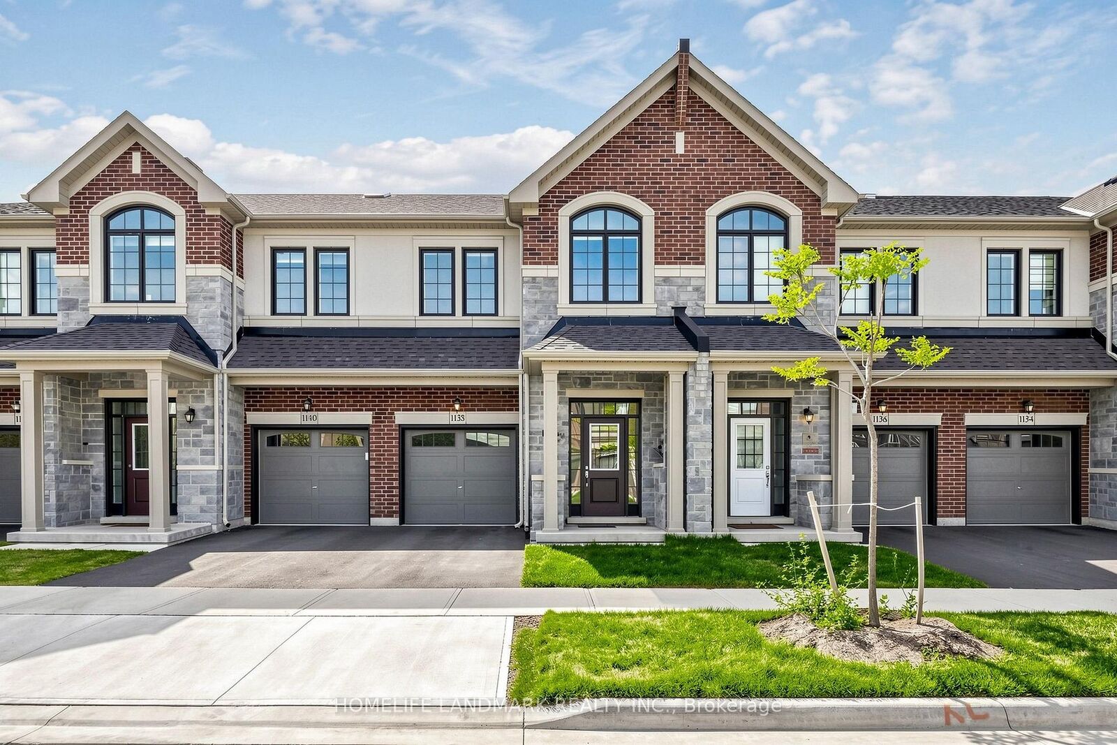 Property Photo:  1138 Tanbark Avenue  ON L6H 8C4 