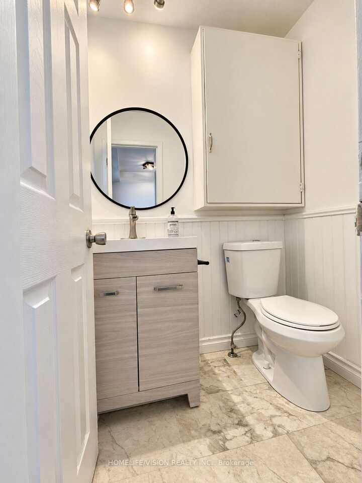 Property Photo:  41 Alonna Street  ON L1C 3P7 
