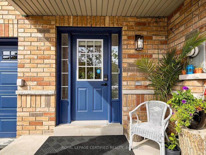 Property Photo:  3947 Stardust Drive  ON L5M 8A4 