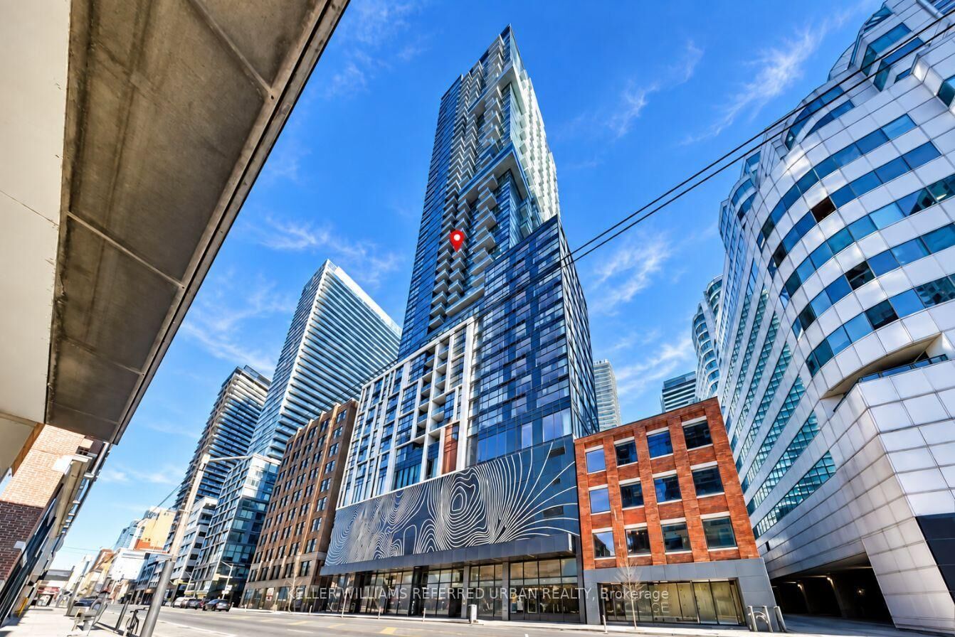 Property Photo:  87 Peter Street 2103  ON M5V 0P1 