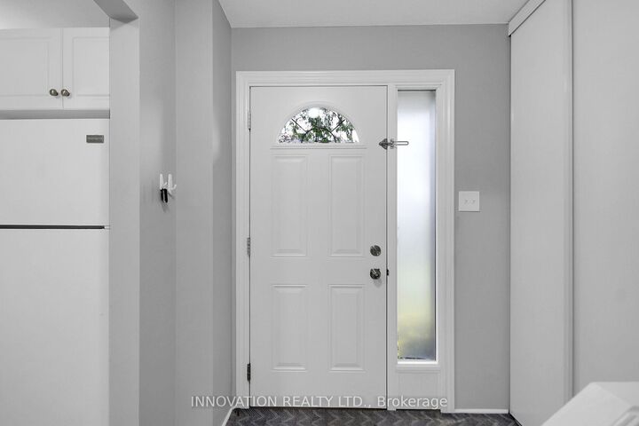 Property Photo:  3921D Old Richmond Road  ON K2H 8T9 
