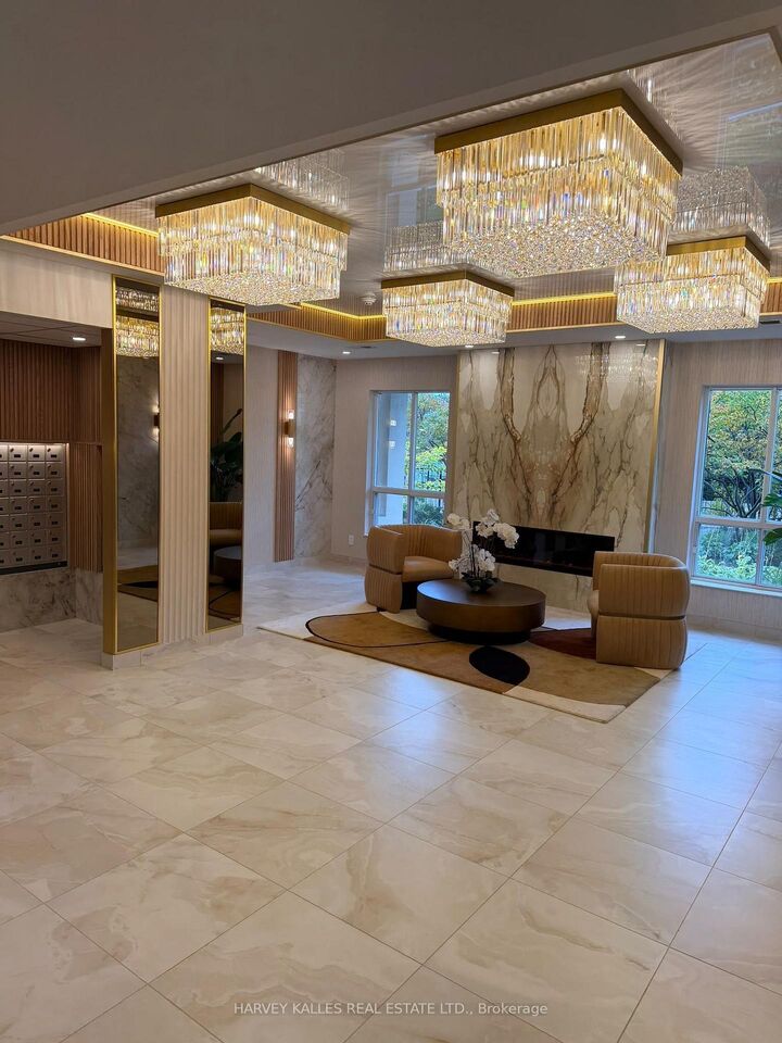Property Photo:  1 Maison Parc Court 704  ON L4J 9K1 