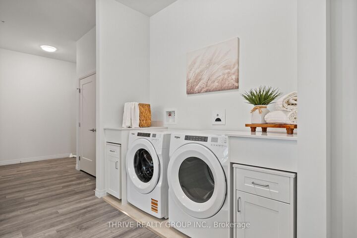 Property Photo:  373 Hill Street 112  ON N6B 1E3 