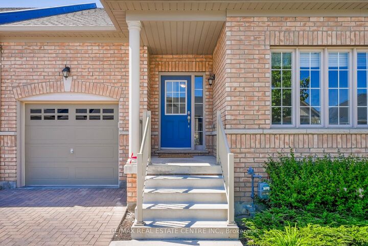 Property Photo:  11 Overlea Drive  ON L6R 4B5 