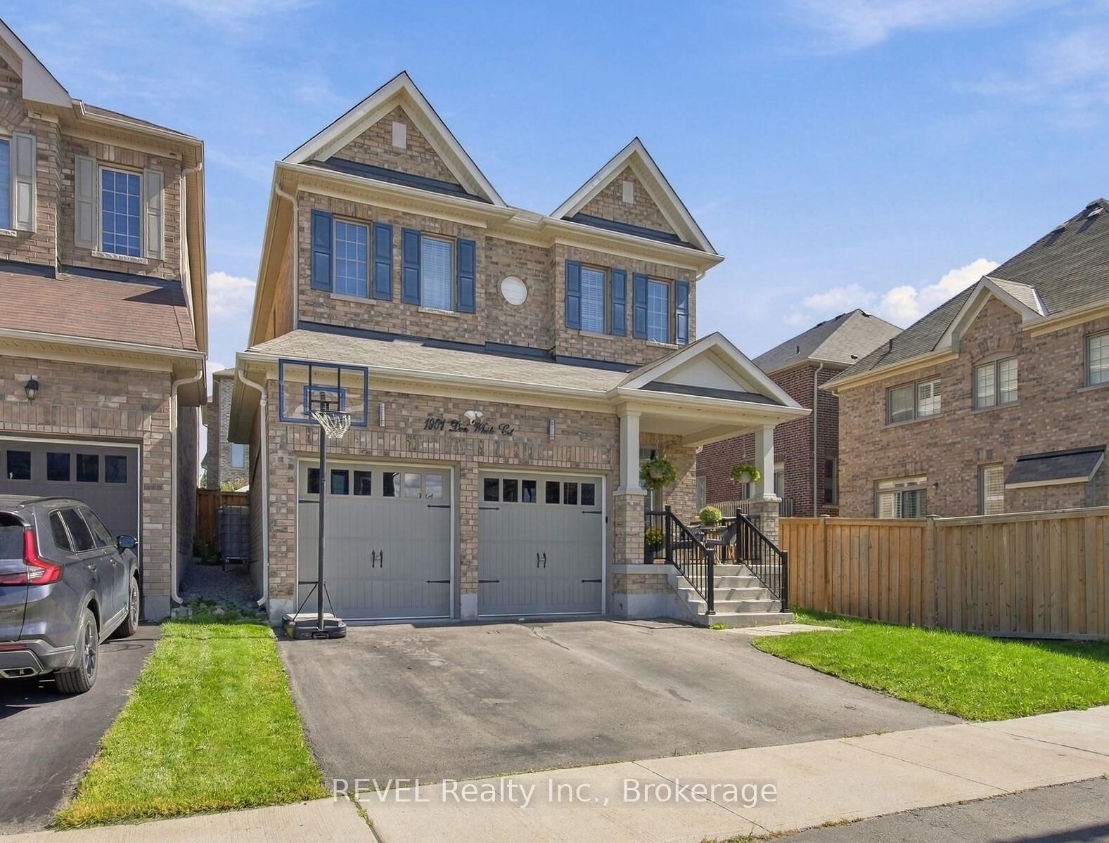 Property Photo:  1901 Don White Court  ON L1H 8L7 