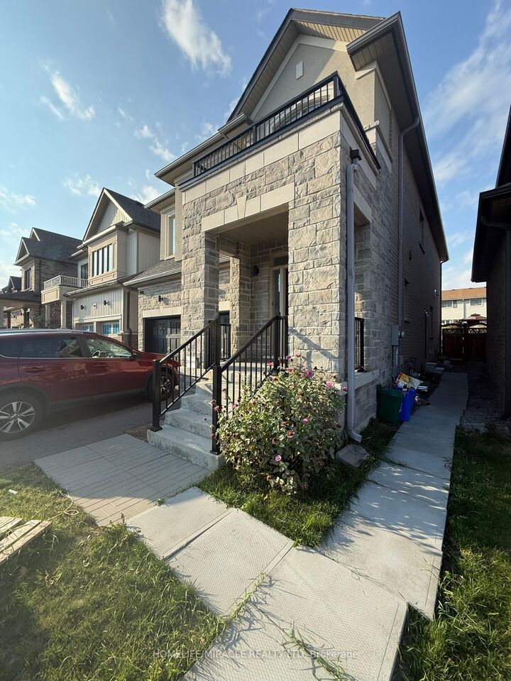 Property Photo:  289 Fleetwood Drive Bsmt  ON L1K 3E8 