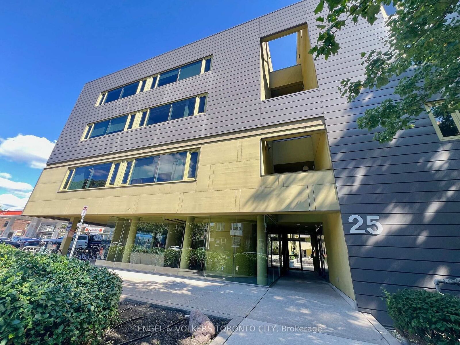 Property Photo:  25 Ritchie Avenue 202  ON M6R 2J6 