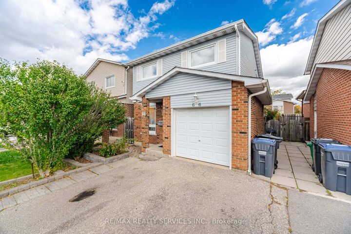 Property Photo:  66 Hockley Path  ON L6V 3R3 