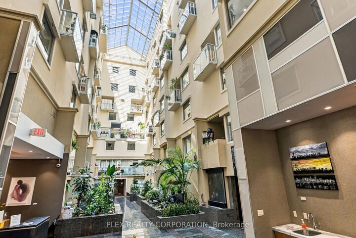 Property Photo:  437 Roncesvalles Avenue 410  ON M6R 3B9 