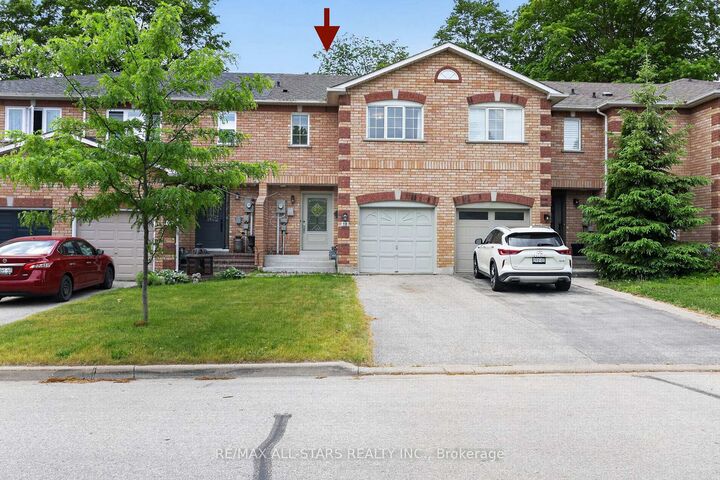 Property Photo:  18 Lancaster Court  ON L4P 4A1 