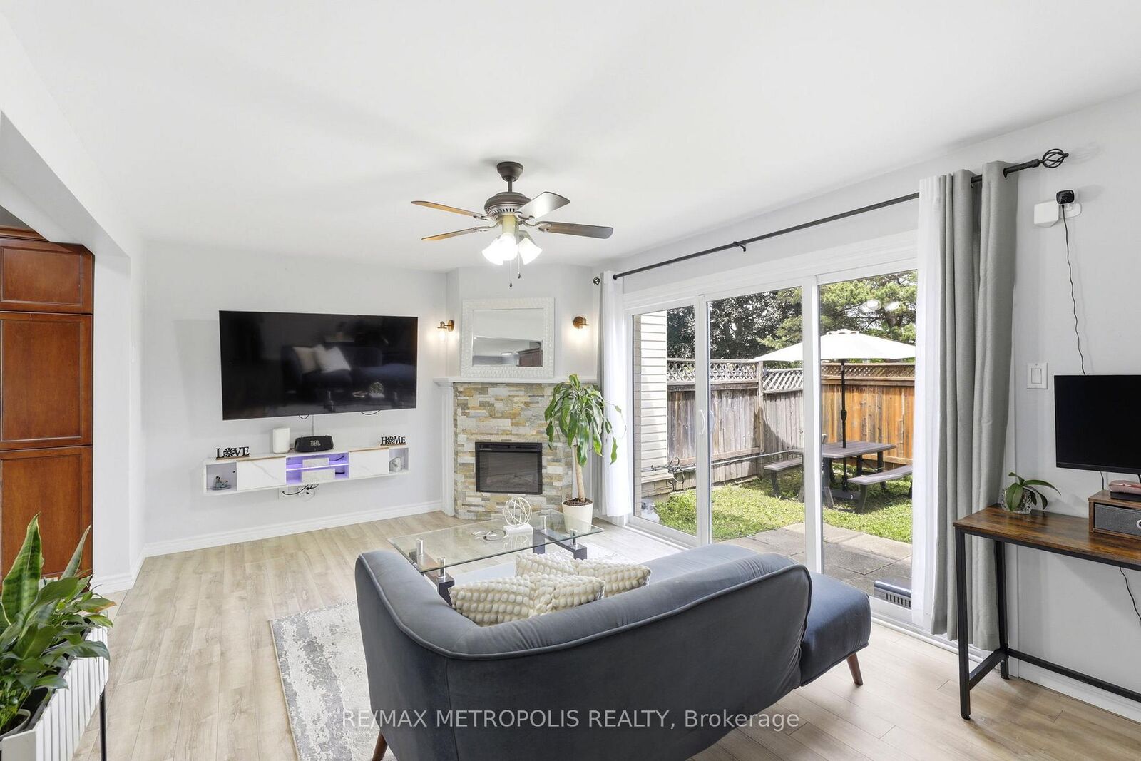 Property Photo:  801 Osgoode Drive 62  ON N6E 2G8 