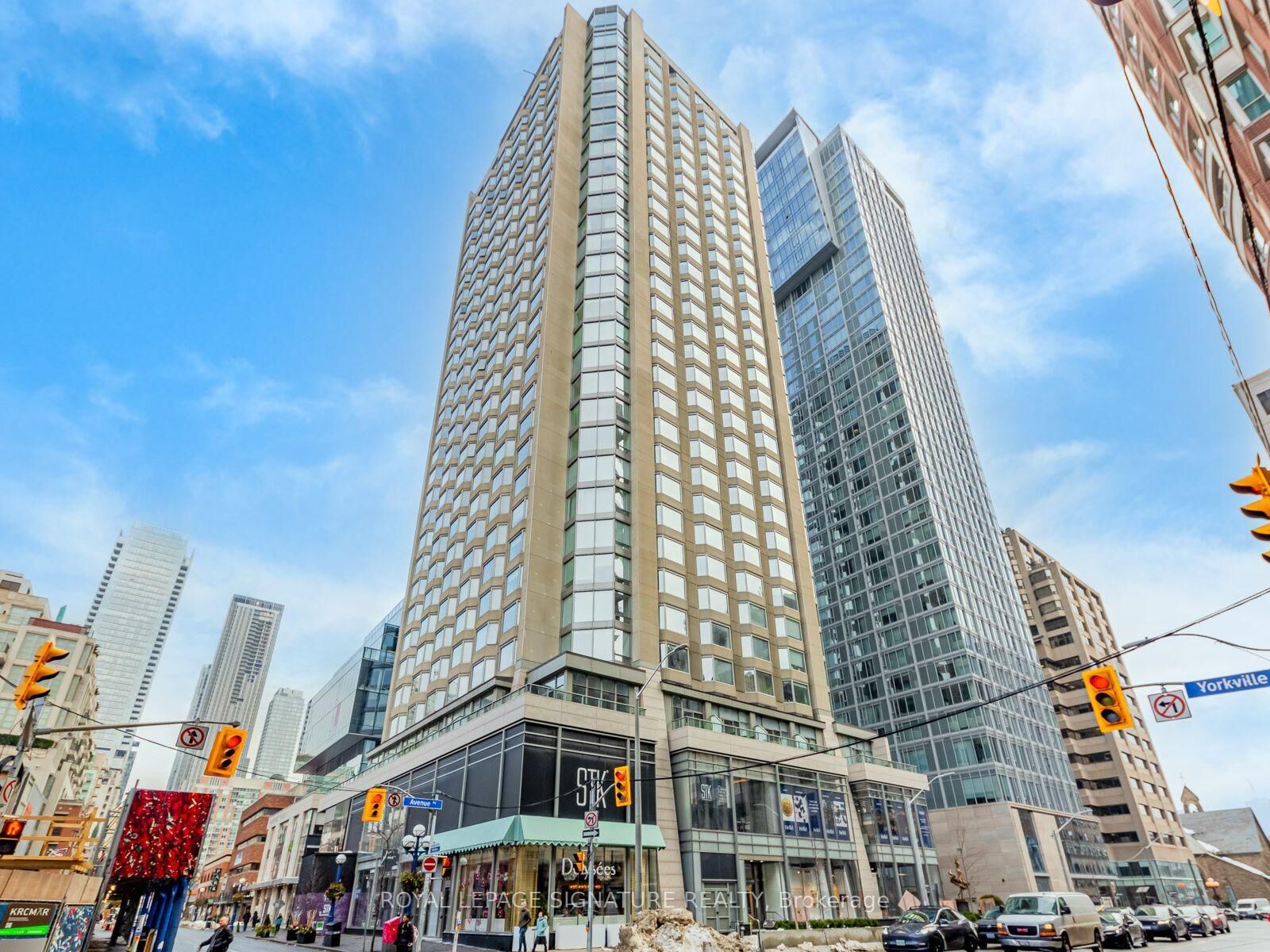 Property Photo:  155 Yorkville Avenue 1110  ON M5R 1C4 