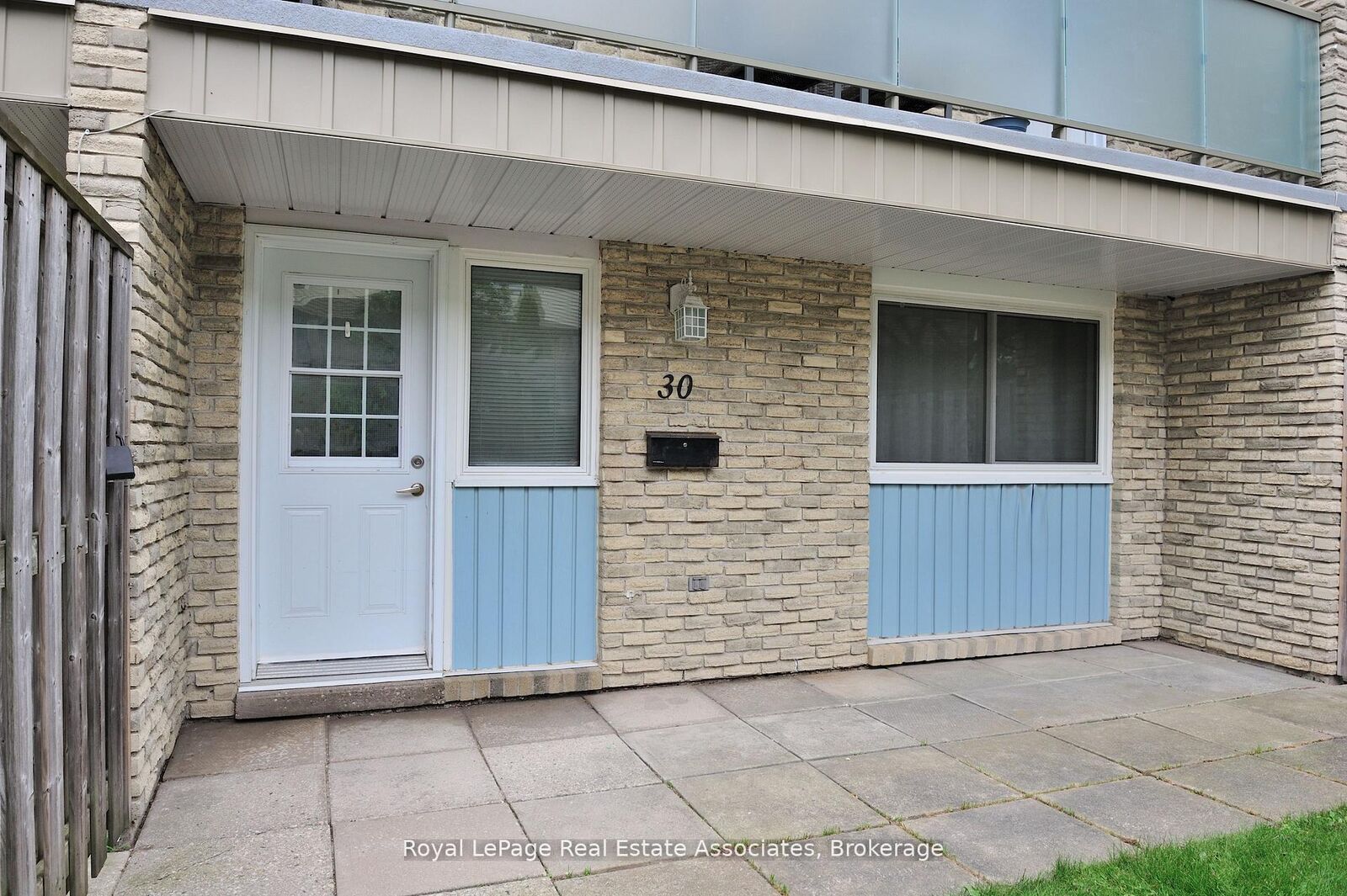Property Photo:  35 Breckenridge Drive 30  ON N2B 3H5 