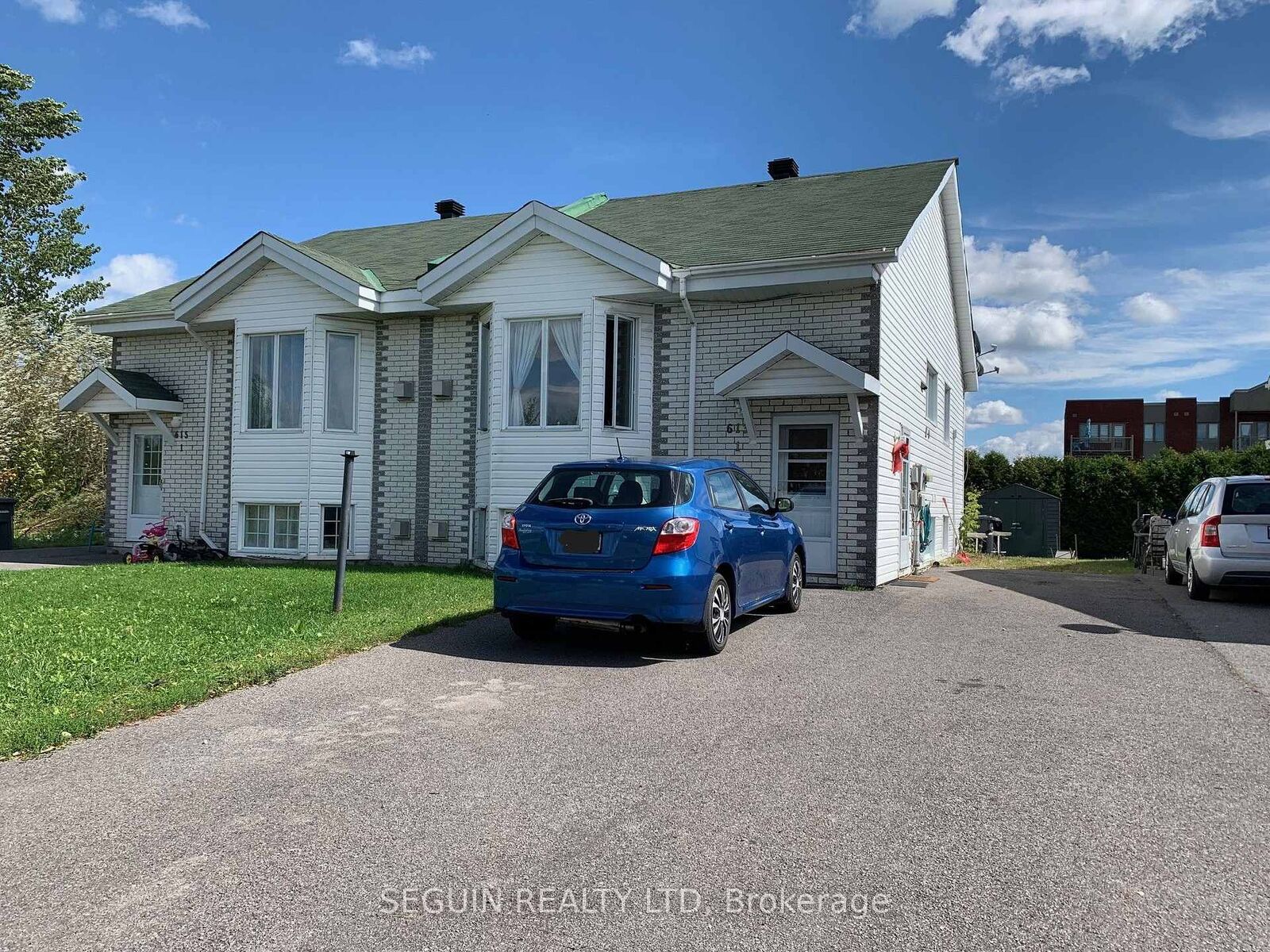 Property Photo:  613-1 / 613-2 Paul Crescent  ON K6A 3T8 