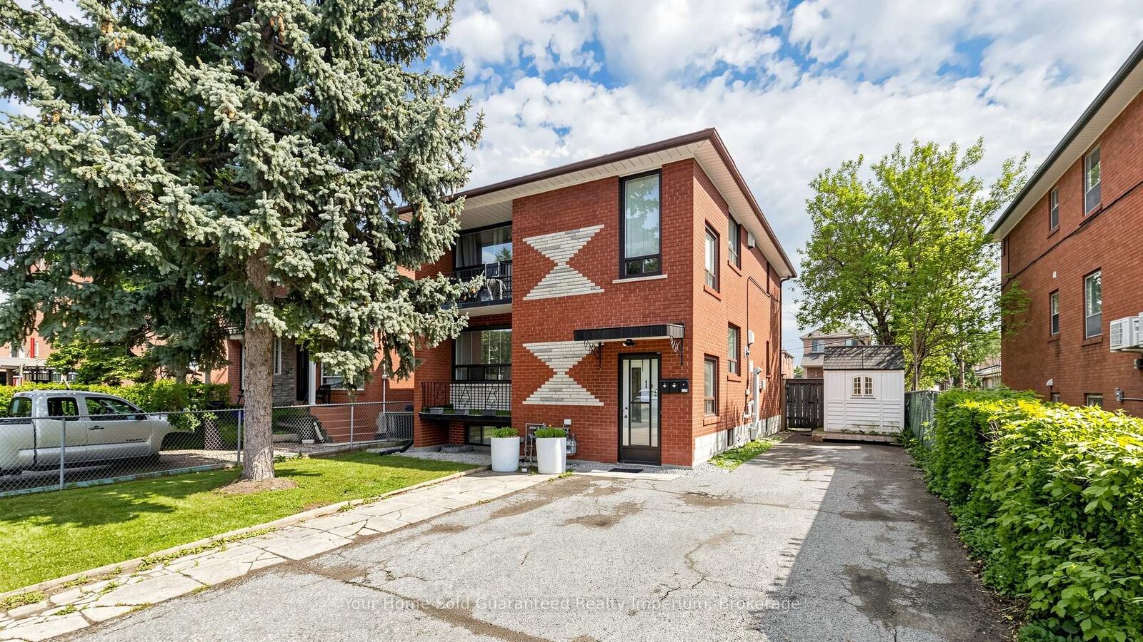 Property Photo:  129 Melrose Street  ON M8Y 1B4 