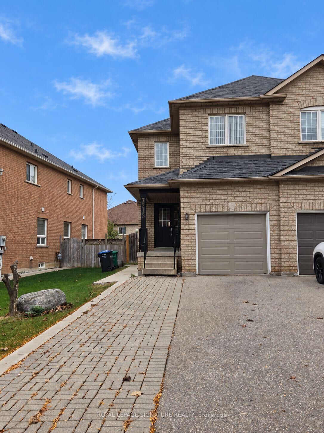 Property Photo:  7212 Sedan Square  ON L5W 1K3 