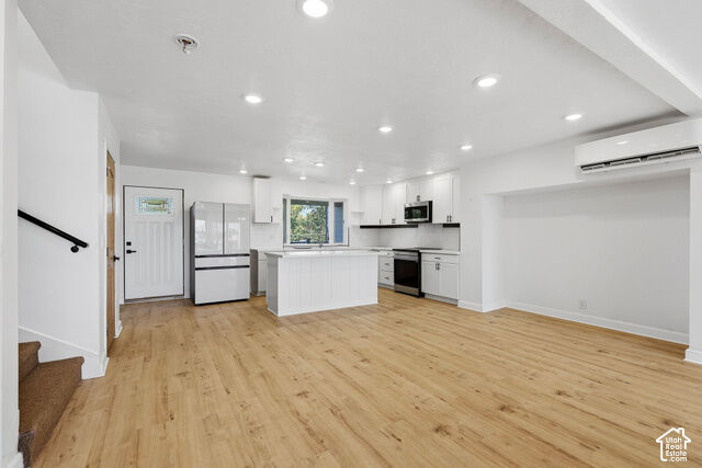Property Photo: 1403 E Woodland Ave UT 84106